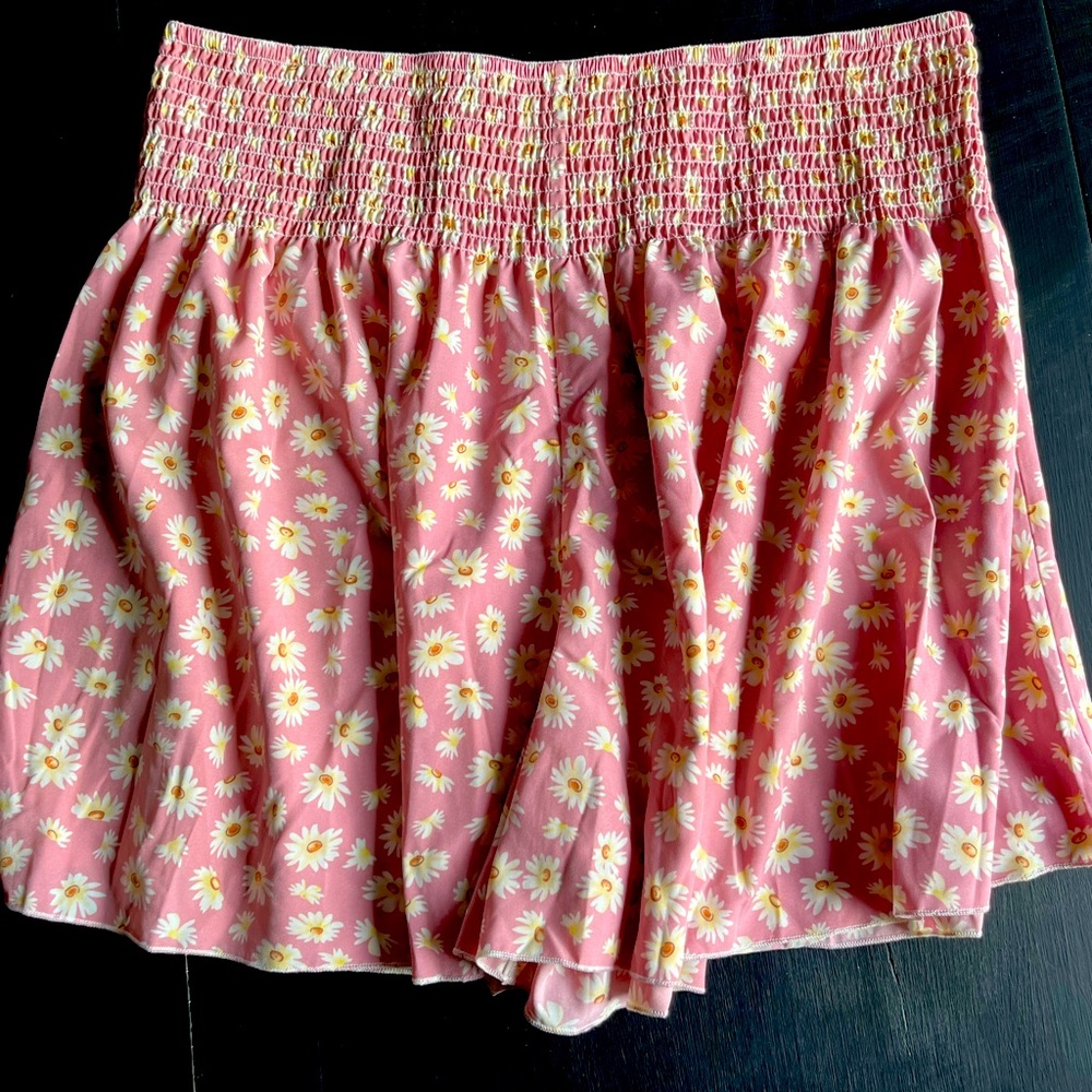 SHEIN Curve 1X Pink Floral Skort - Never Worn